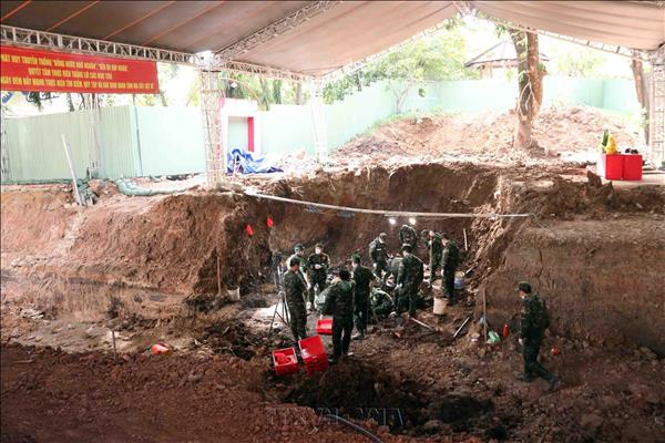 Thêm mộ tập thể liệt sĩ được phát hiện tại Công viên Lê Thị Riêng
