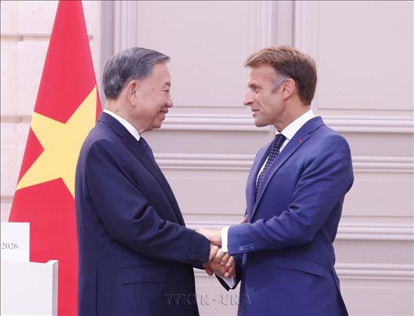 វៀតណាមនិងបារាំងចេញសេចក្តីថ្លែងការណ៍រួមស្តីពីការជំរុញការអនុវត្តក្របខ័ណ្ឌភាពជាដៃគូយុទ្ធសាស្ត្រគ្រប់ជ្រុងជ្រោយ