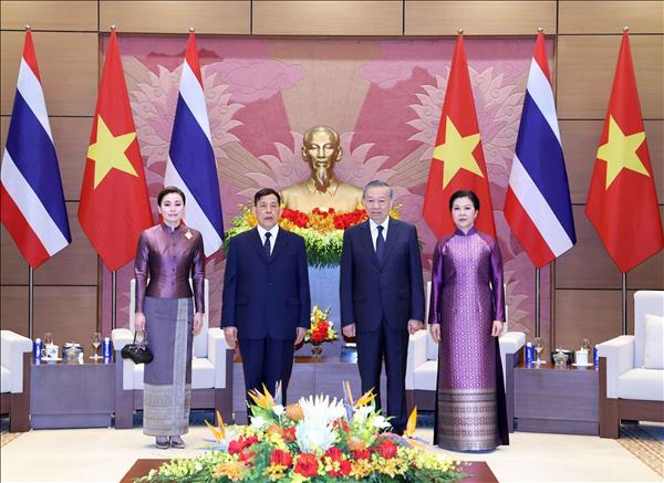 Nhà vua Vương quốc Thái Lan và Hoàng hậu thăm cấp Nhà nước tới Việt Nam