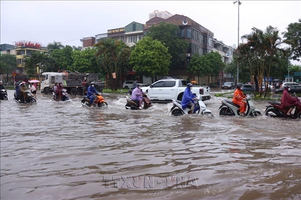 Heavy rains raise flash flood, landslide risks in 8 northern, north central localities