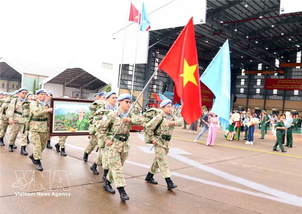 彰显积极主动、负责任参与解决全球性问题的越南形象