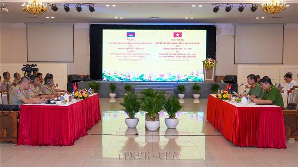 Vietnam, Cambodia border police strengthen security cooperation