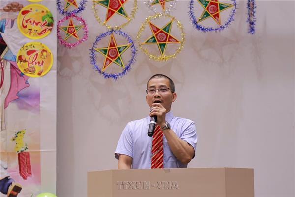 Trung thu kết nối thế hệ trẻ với tiếng Việt và văn hóa quê hương tại Nhật Bản
