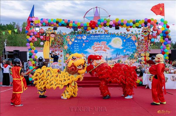 Vui Tết Trung thu 2026 lan tỏa nét đẹp văn hóa truyền thống Việt Nam tại CH Séc