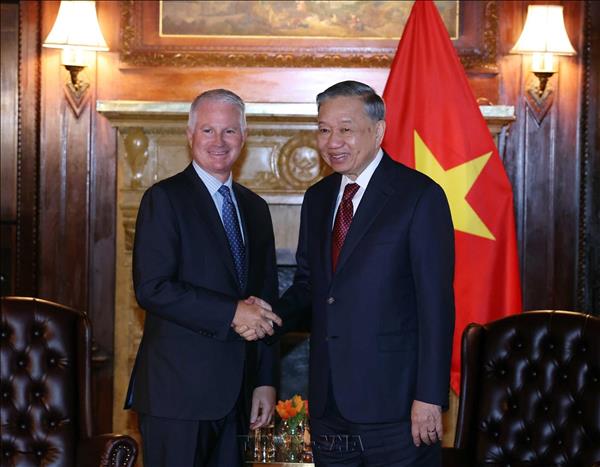 អគ្គលេខាបក្ស ប្រធានរដ្ឋ លោកតូ ឡឹម ប្រាថ្នាចង់ឱ្យបណ្តាសាជីវកម្មរបស់អាមេរិកពង្រីកការវិនិយោគនិងកិច្ចសហប្រតិបត្តិការនៅវៀតណាម