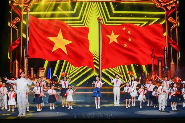 Chương trình nghệ thuật Việt - Trung mừng Tết Trung thu 2026