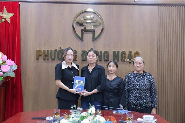 Thăm hỏi, hỗ trợ gia đình nam sinh bị ngã xuống cống tử vong tại Đông Ngạc, Hà Nội