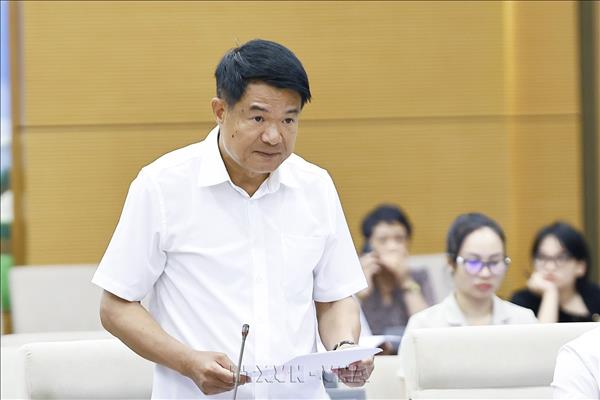 Phiên họp thứ 6, Ủy ban Thường vụ Quốc hội: Cắt giảm thủ tục, chuyển mạnh sang quản trị an toàn, vệ sinh lao động bằng dữ liệu số