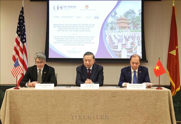 Top leader meets with USABC representatives, hears report on Vietnam War Accounting Initiative