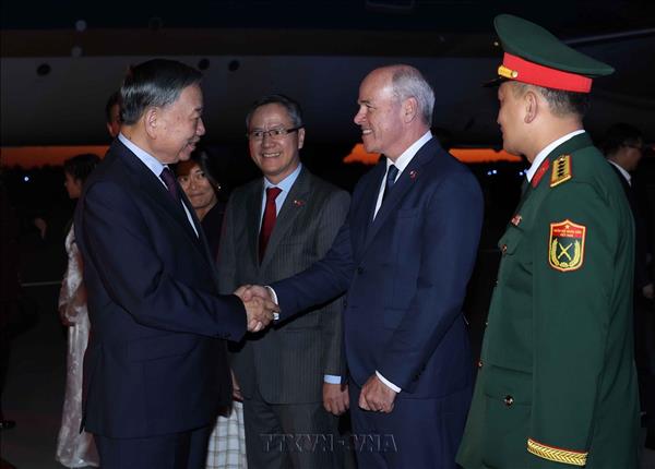 Vietnamese top leader begins State visit to Canada