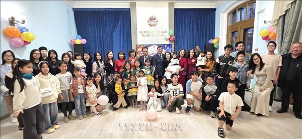 Tình ca du mục nối nhịp văn hóa Việt - Nga