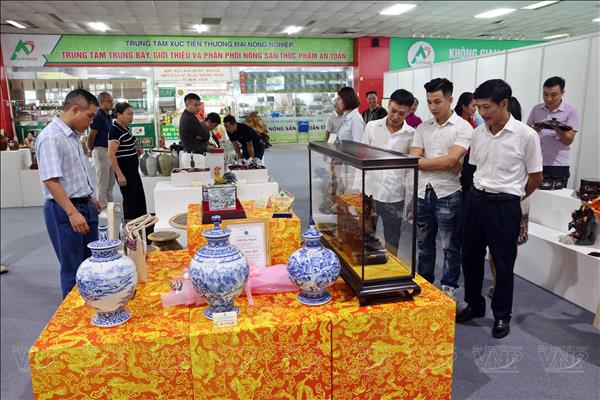 Hà Nội trao giải hội thi sản phẩm làng nghề lần thứ nhất