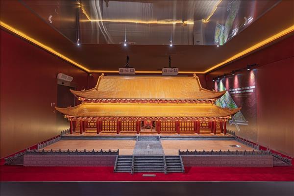 Từ dấu tích khảo cổ đến hình hài Điện Kính Thiên