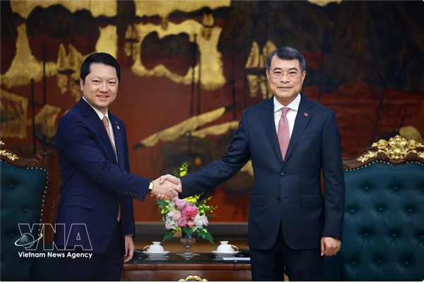 Le Premier ministre Le Minh Hung reçoit le ministre cambodgien de lInspection