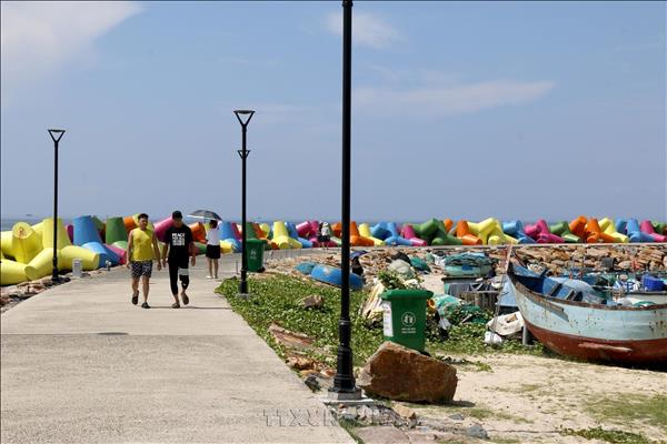 Lam Dong Aims to Make Tourism a Key Economic Sector