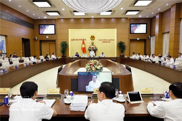 越南国会常务委员会第七次会议开幕