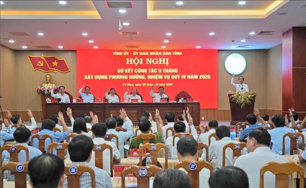 Công tác cán bộ là nền tảng then chốt để đạt mục tiêu tăng trưởng hai con số