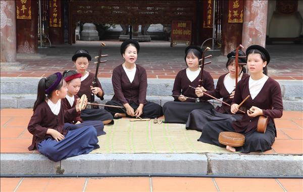 Giữ hồn nghệ thuật dân gian từ cộng đồng