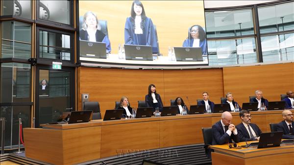 Thẩm phán Nguyễn Thị Lan Anh tuyên thệ nhậm chức tại Tòa án quốc tế về Luật Biển ở Hamburg