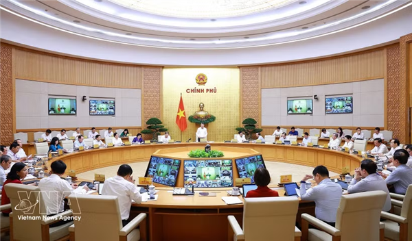 政府与地方会议：各地方承诺第四季度全力冲刺，实现2026年增长目标