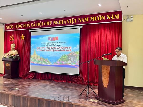 Thúc đẩy nguồn lực kiều bào và doanh nghiệp Việt Nam tại Trung Lào