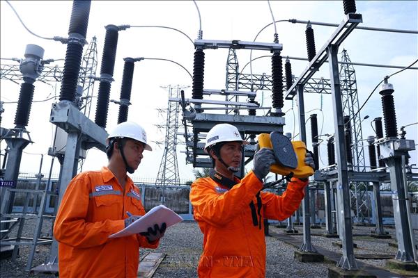 Vietnam revisará el Plan VIII de Electricidad y eliminará obstáculos a la inversión