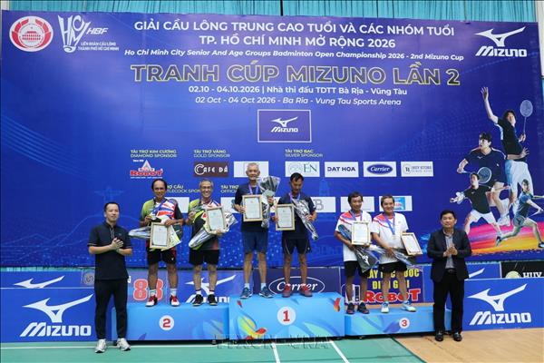 Gần 400 vận động viên tranh tài tại Giải Cầu lông trung cao tuổi và các nhóm tuổi Thành phố Hồ Chí Minh