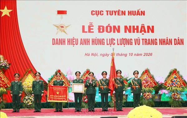 Cục Tuyên huấn đón nhận danh hiệu Anh hùng Lực lượng vũ trang nhân dân