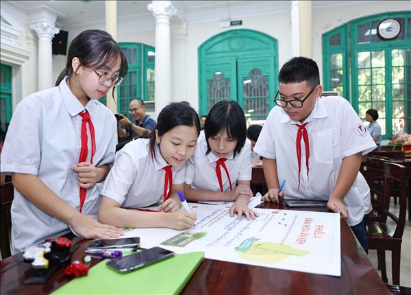 Khơi nguồn sáng tạo cho học sinh qua hoạt động trải nghiệm STEM gắn với di sản địa phương