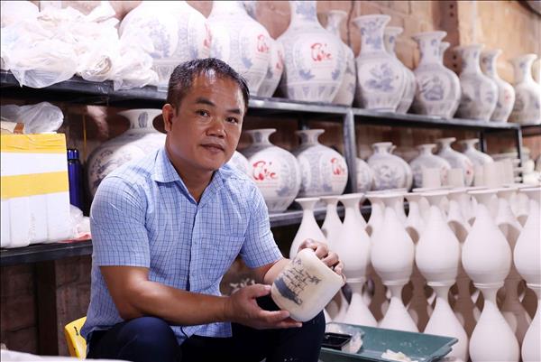  Người hồi sinh hồn gốm Kim Lan