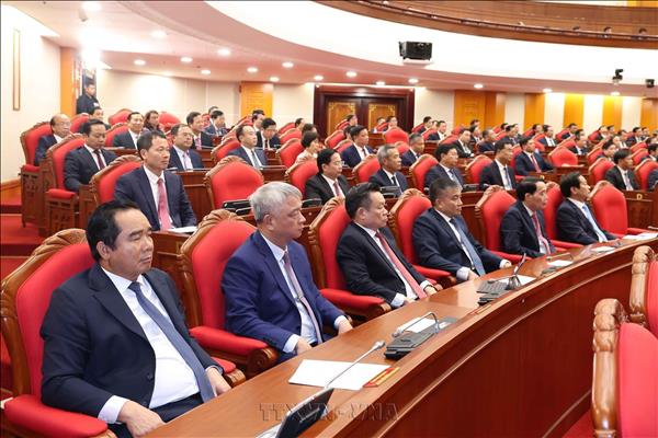 Bế mạc Hội nghị Trung ương lần thứ Tư Ban Chấp hành Trung ương Đảng khóa XIV