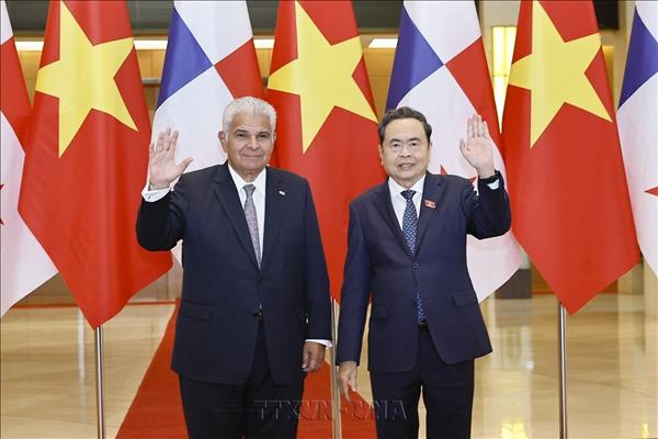Vietnam sees Panama as key partner in Latin America: Top legislator