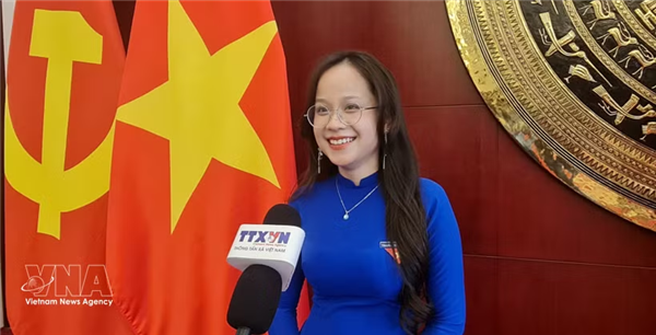 越南留学生对越中合作寄予厚望