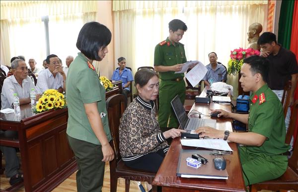 Triển khai đợt 2 thu nhận mẫu sinh phẩm ADN thân nhân liệt sĩ tại Cần Thơ
