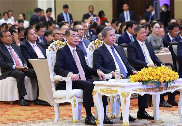 Đưa hợp tác kinh tế Việt Nam – Campuchia lên tầm cao mới