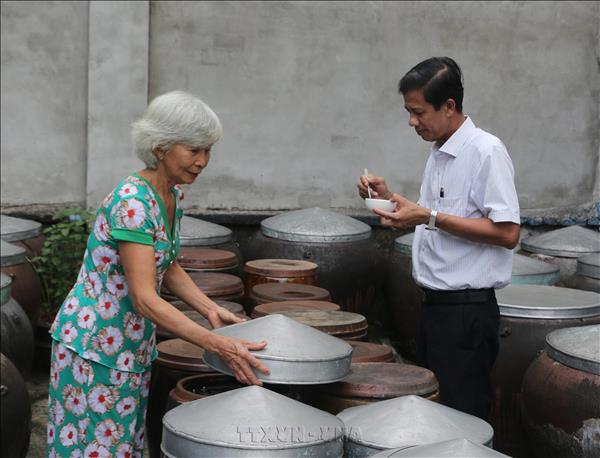Nghề làm tương thủ công ở phường Bạc Liêu, tỉnh Cà Mau
