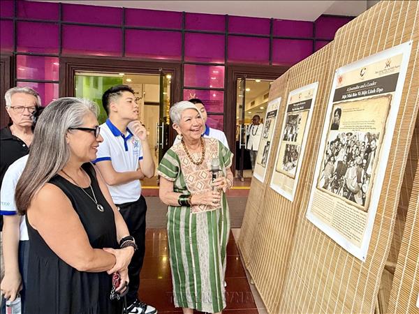 墨西哥革命女战士图片展正式开展