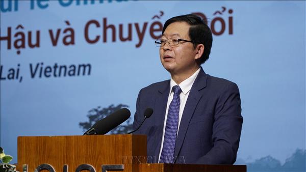 ຮອງ​ນາ​ຍົກ​ລັດ​ຖະ​ມົນ​ຕີ ໂຮ່ກວັກ​ຢຸງ ເຂົ້າ​ຮ່ວມ​ການ​ໂອ້​ລົມ​ສົນ​ທະ​ນາ ກຸຍ​ເຍີນ ກ່ຽວ​ກັບ​ດິນ​ຟ້າ​ອາ​ກາດ ແລະ ການ​ຫັນ​ປ່ຽນ