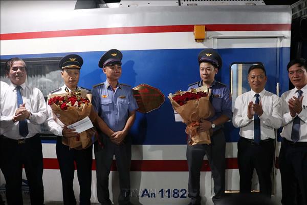 Đoàn tàu chất lượng cao tăng sức hút du lịch đường sắt tuyến Sài Gòn - Nha Trang