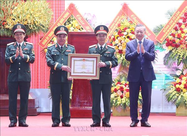 ការពារអធិបតេយ្យភាពជាតិយ៉ាងរឹងមាំ រួមចំណែកបង្កើតលក្ខខណ្ឌសម្រាប់ការអភិវឌ្ឍតំបន់ភាគពាយ័ព្យ