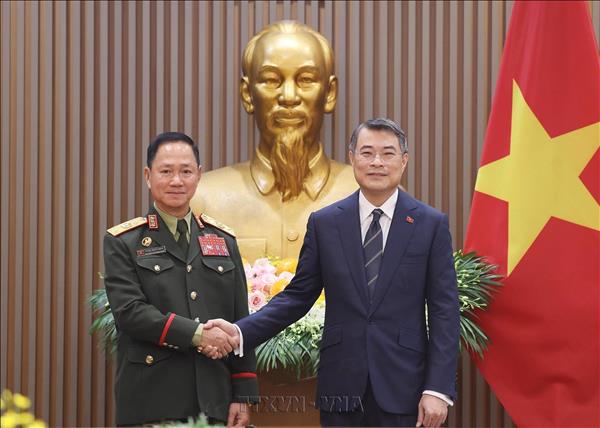 Defence, security cooperation is an important pillar of Vietnam–Laos ties: PM