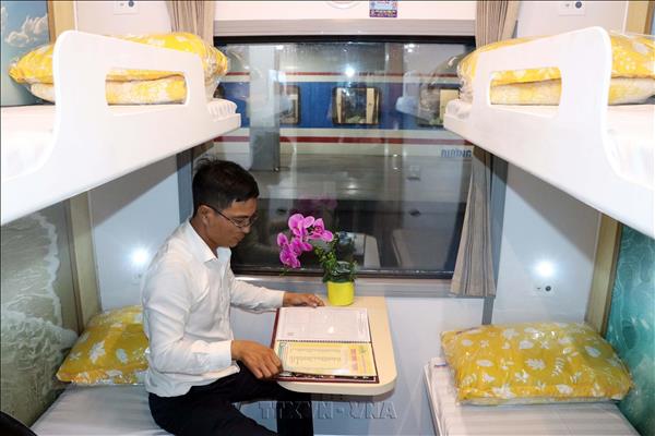 Ra mắt đoàn tàu chất lượng cao tuyến Sài Gòn - Nha Trang