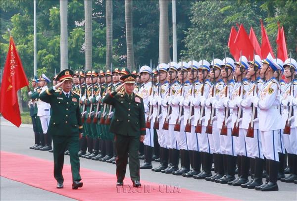 Vietnam, Laos strengthen defence cooperation