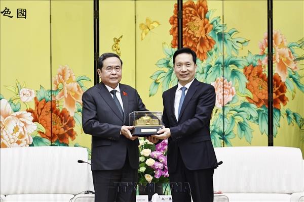 Vietnamese National Assembly President receives leader of Chinas Shaanxi province