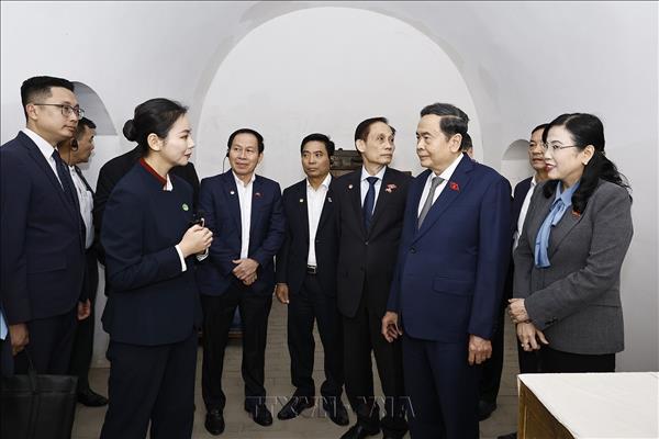Chủ tịch Quốc hội Trần Thanh Mẫn thăm di tích lịch sử cách mạng tại tỉnh Thiểm Tây, Trung Quốc