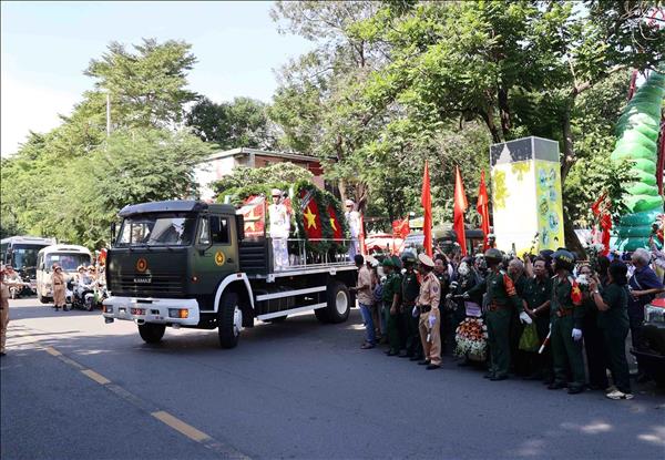 ພິທີວາງພວງມາລາໄຫວ້ອາໄລ, ປົງອັດຖິນັກຮົບເສຍສະຫຼະຊີວິດເພື່ອຊາດ 731 ອັດຖິທີ່ຄົ້ນຫາ, ທ້ອນໂຮມໄດ້ຢູ່ສວນສາທາະລະນະ ເລທິຣຽງ