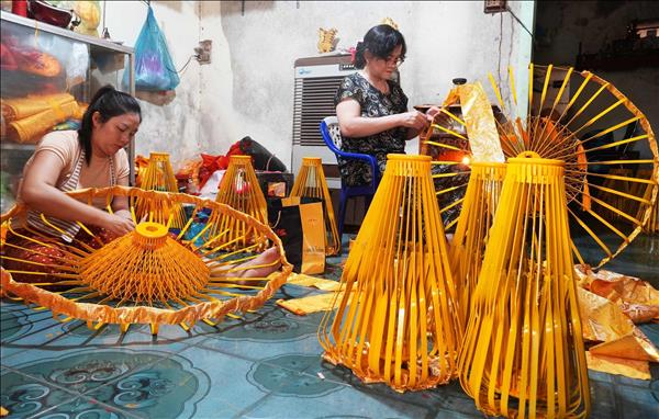 Gìn giữ nghề làm lọng giữa lòng Cố đô Huế