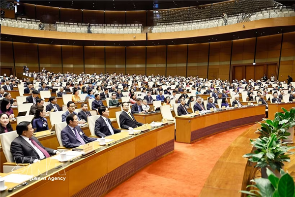 越南第十六届国会第二次会议隆重开幕：着力完善制度机制 强力推动国家发展