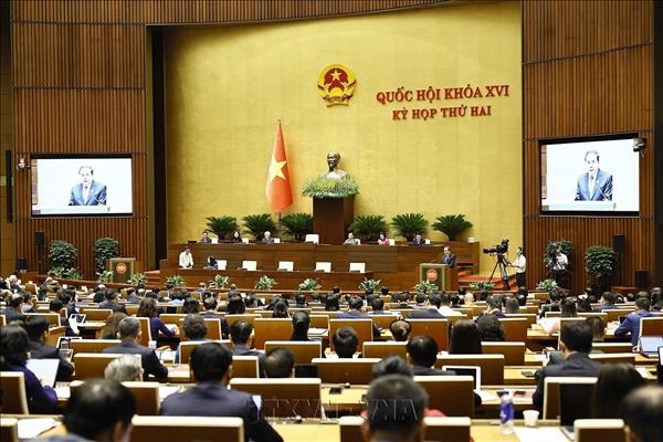 Khai mạc trọng thể Kỳ họp thứ 2, Quốc hội khóa XVI: Tập trung hoàn thiện thể chế, tạo động lực phát triển đất nước