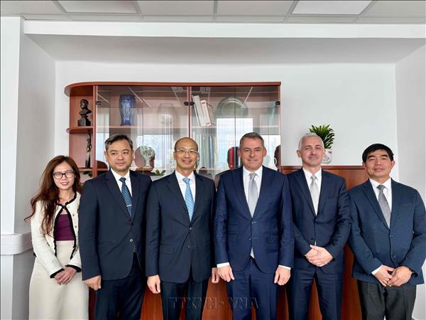 Vietnam, Hungary promote cooperation in agriculture, science, technology